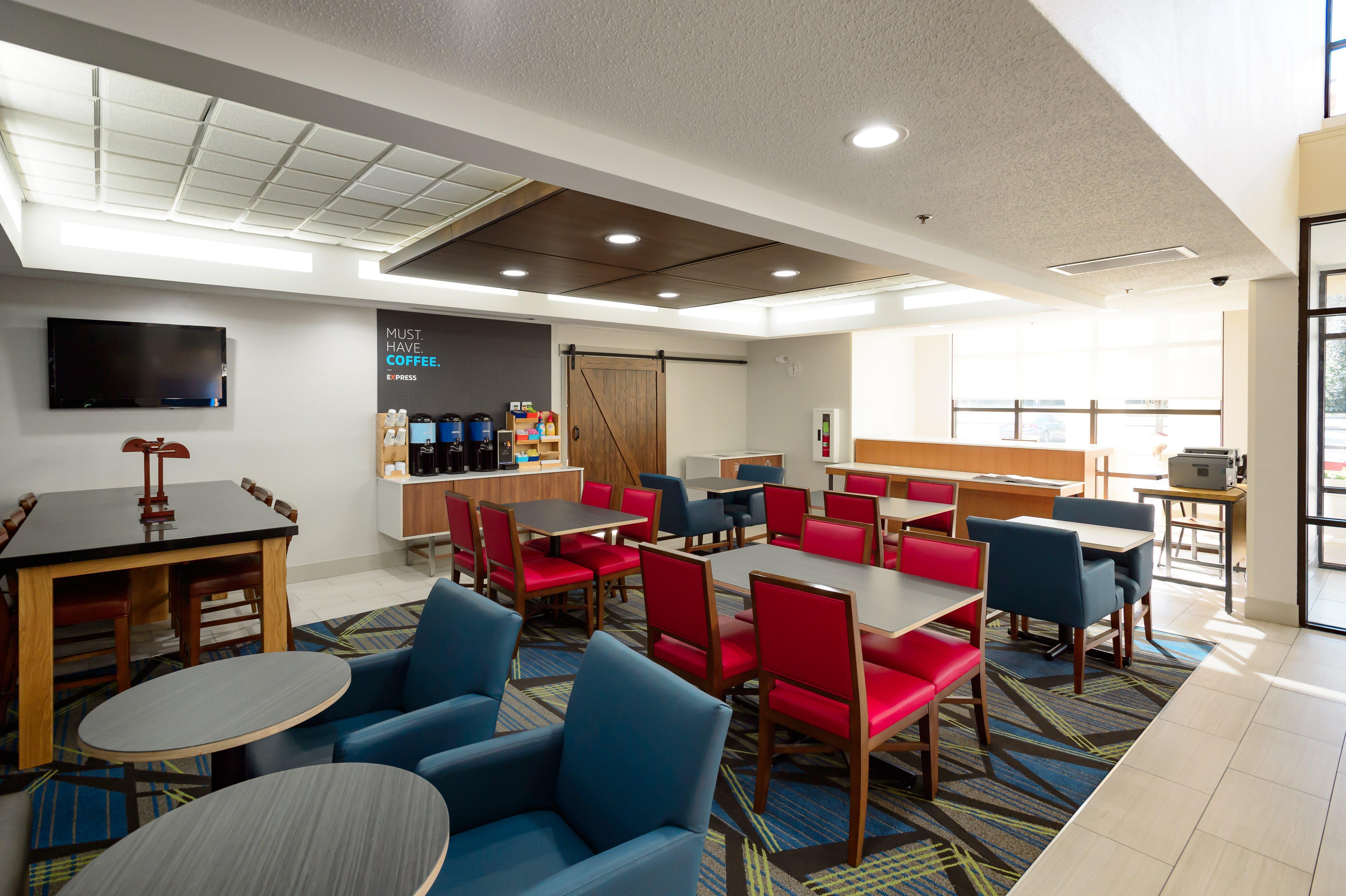 Holiday Inn Express Hillsborough-Durham Area By Ihg Eksteriør billede