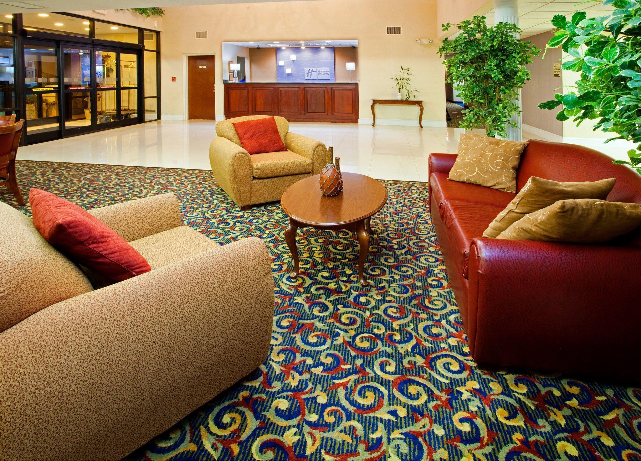 Holiday Inn Express Hillsborough-Durham Area By Ihg Eksteriør billede
