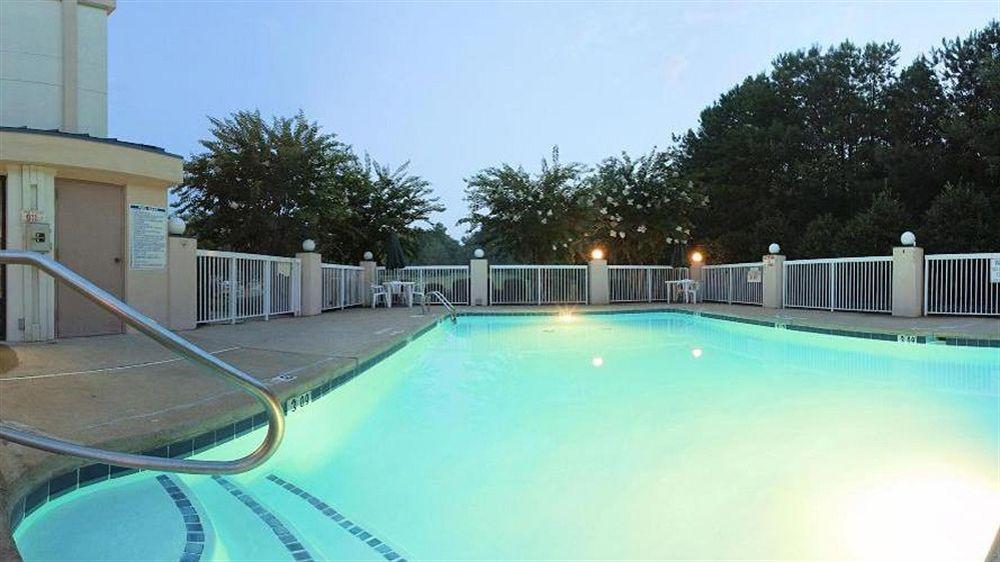 Holiday Inn Express Hillsborough-Durham Area By Ihg Eksteriør billede