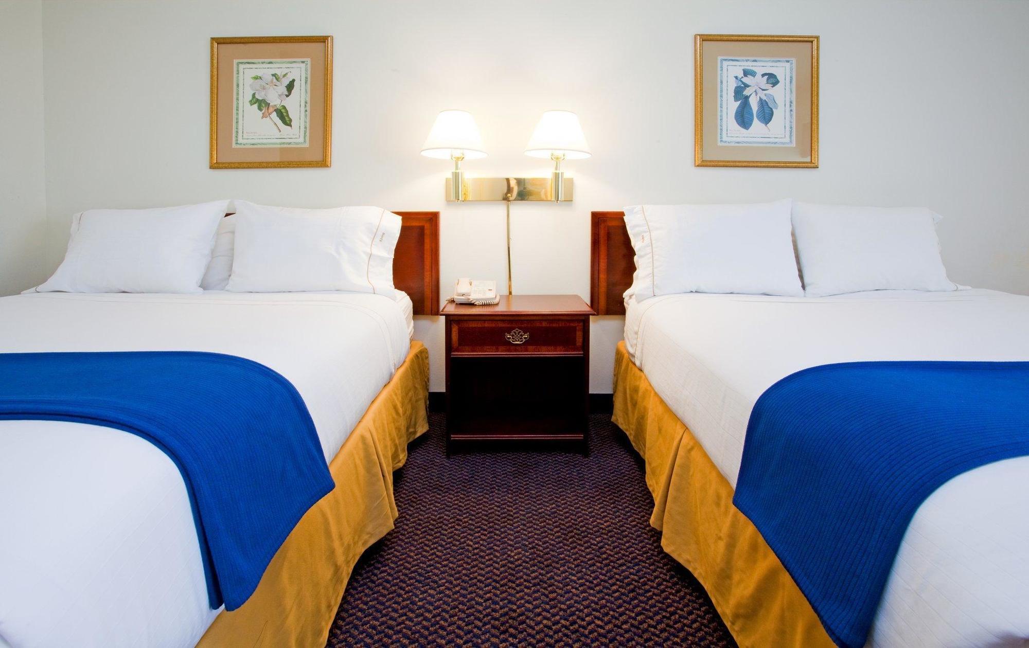Holiday Inn Express Hillsborough-Durham Area By Ihg Værelse billede