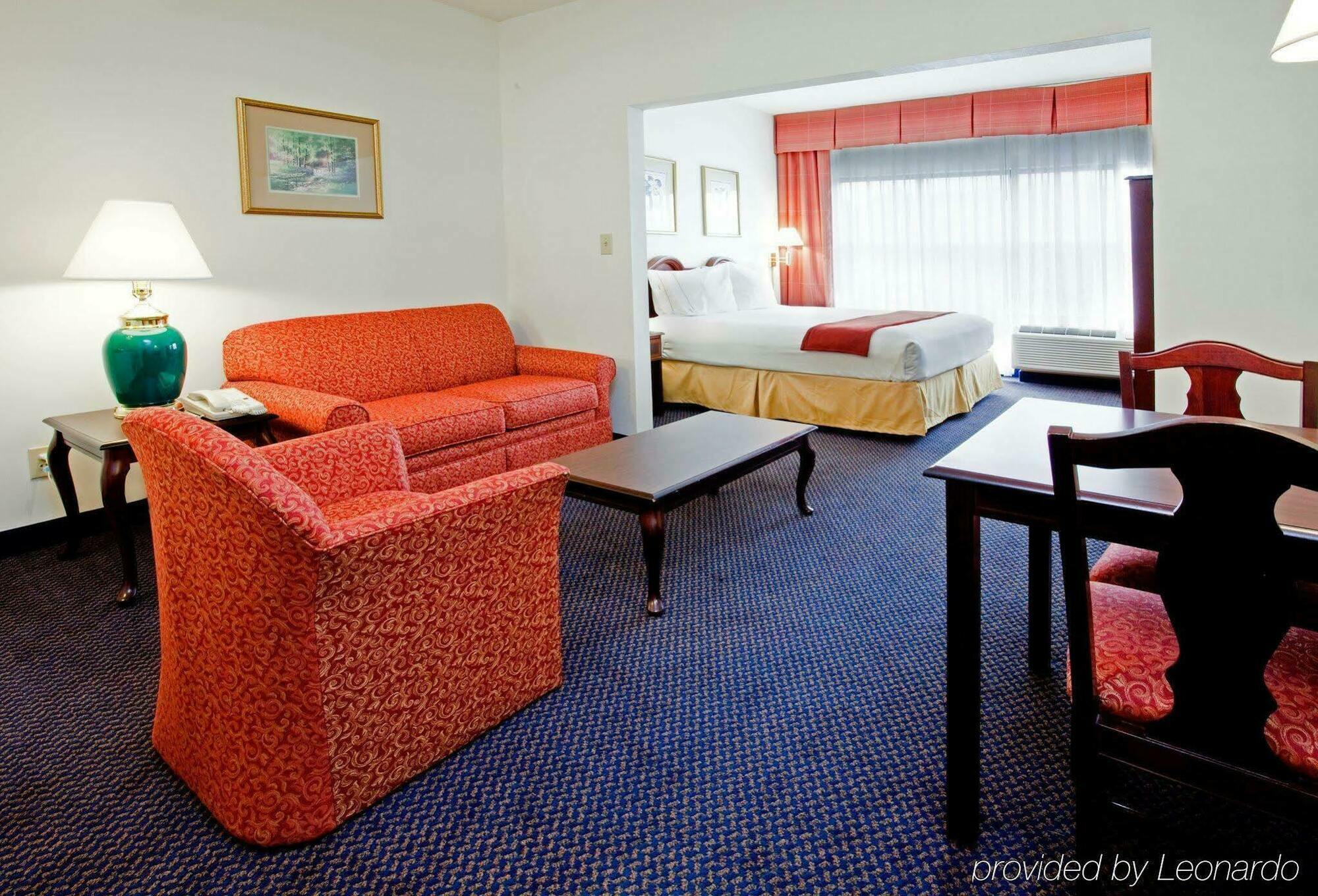 Holiday Inn Express Hillsborough-Durham Area By Ihg Eksteriør billede
