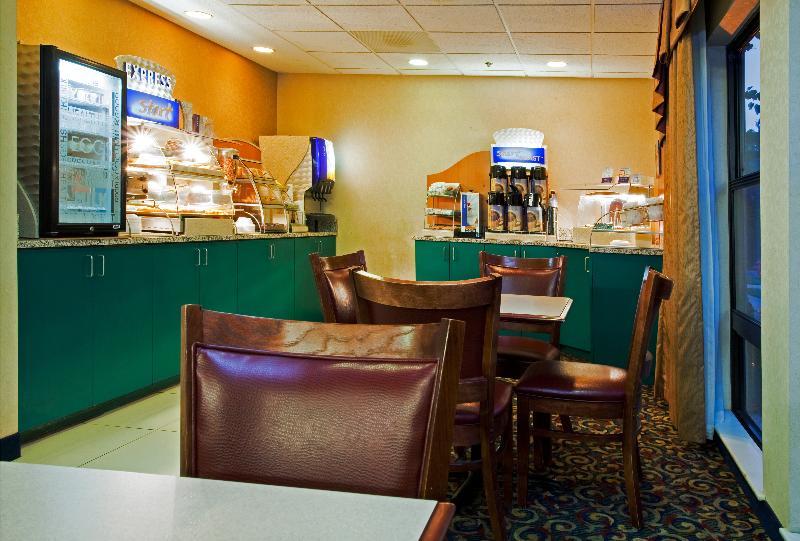 Holiday Inn Express Hillsborough-Durham Area By Ihg Eksteriør billede